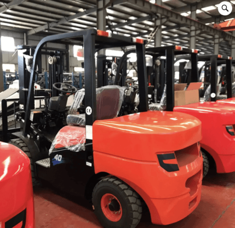 The Evolution of Forklift Technology: Redefining Material Handling for a Smarter Future